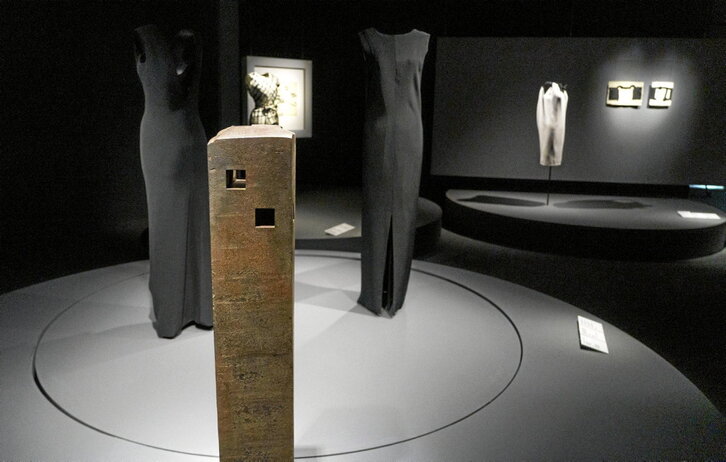 Imagen de la exposición que pretende hacer sentir, no solo ver.