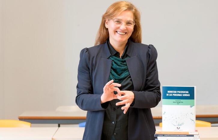 Amaia Jauregi Orbe pedagogo eta EHUko irakaslea da doktorego tesiaren egilea.