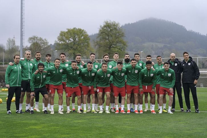 Euskal Selekzioko jokalari eta teknikariak, gaur arratsaldean Lezaman.