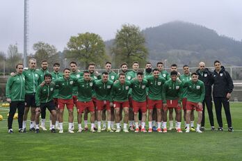 Euskal Selekzioko jokalari eta teknikariak, gaur arratsaldean Lezaman.