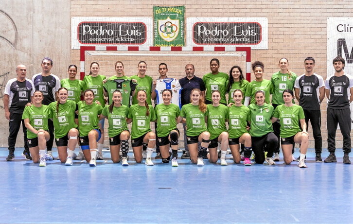 Beti Onak sigue haciendo historia y jugará los cuartos de final por el título.