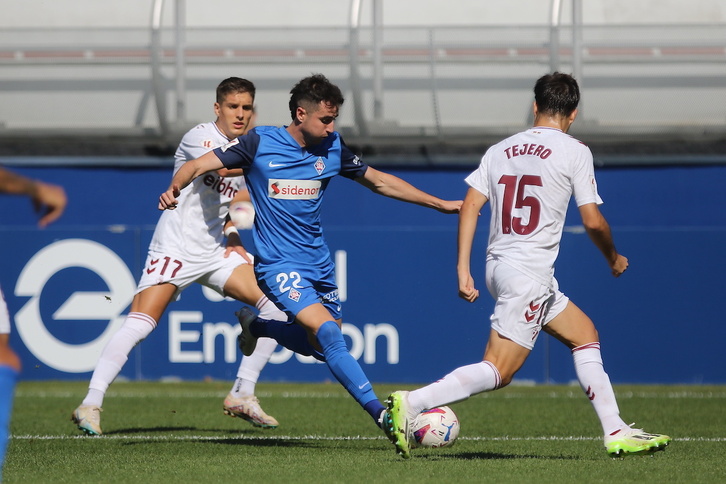 Morcillo ha anotado un gran gol desde el suelo, que ha supuesto el 2-1.