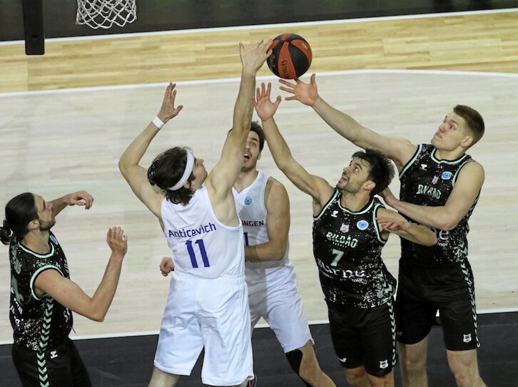 El Gottingen ha sido el último conjunto germano en pasar por Miribilla.