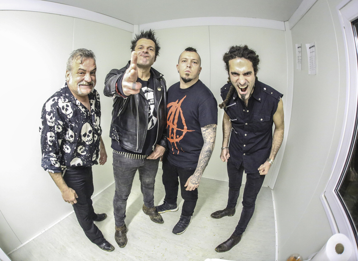 La veterana banda bilbaina, con su nueva formación.