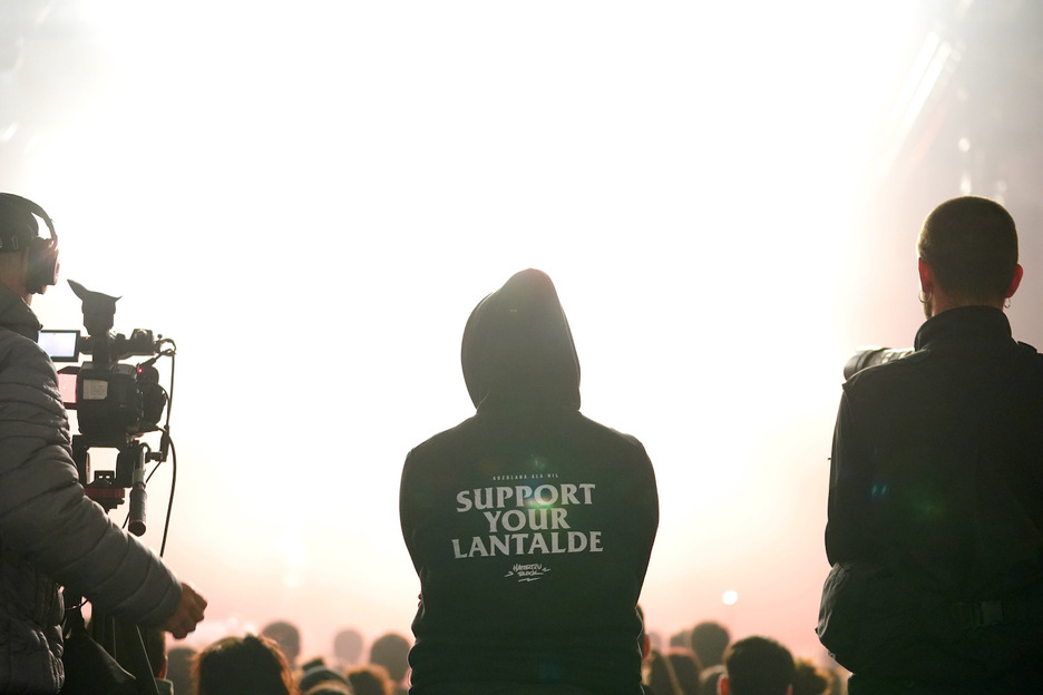 Mila gaztek baino gehiagok egin dute txanda Gazteon Eskutik ekimenaren baitan. Mila gaztek baino gehiagok egin dute txanda Gazteon Eskutik ekimenaren baitan.