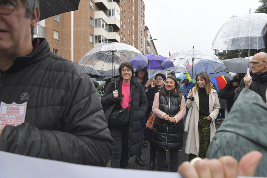 Euripean egin dute Iruñeko Aberri Eguneko martxa. Euripean egin dute Iruñeko Aberri Eguneko martxa.