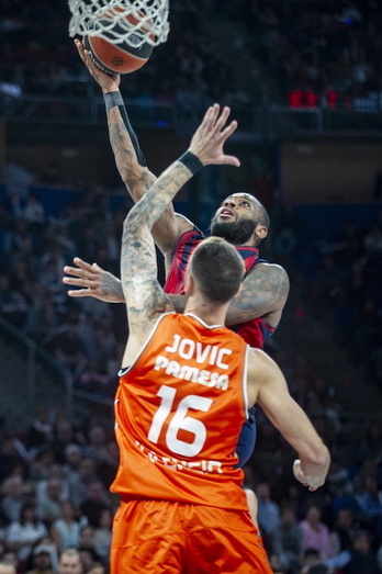 Para meterse en el Top 8 de la Liga ACB, Saski Baskonia deberá quedar por encima de Valencia Basket.