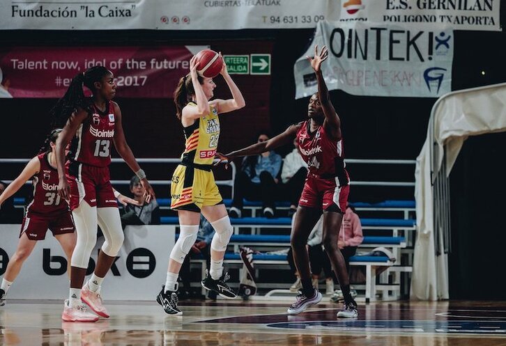 Gironako barruko jokalariak geraezinak izan dira Gernikarentzat.