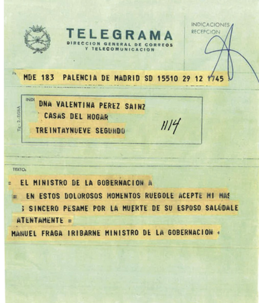 Manuel Fraga Iribarne garaiko barne ministroak doluminak helarazi zizkion Suarezen familiari.