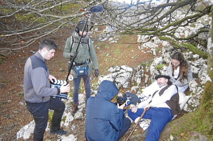 «Larramendi» film laburreko irudi bat, Martzelo eta Bixenta ageri direla.