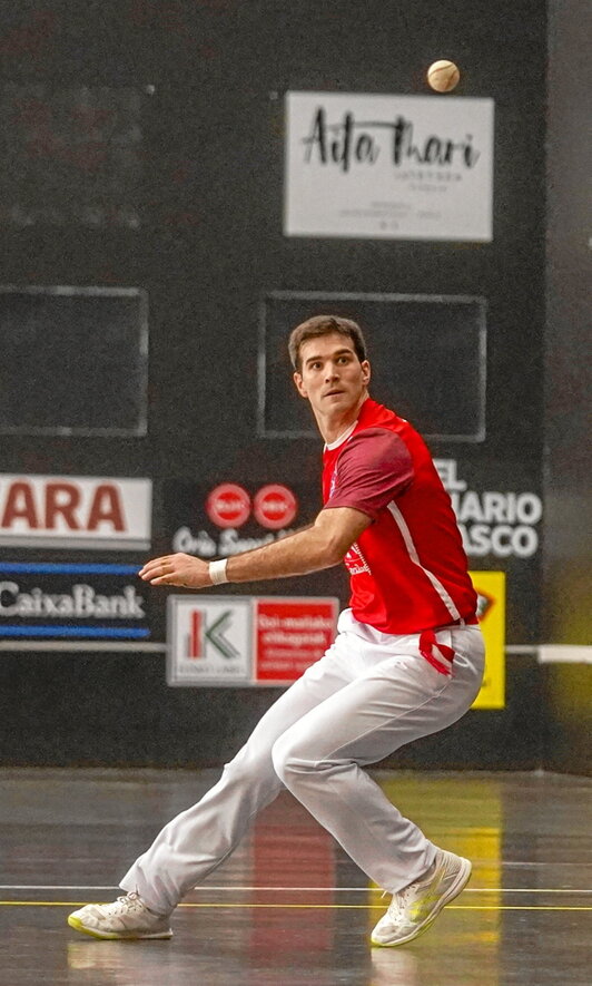 Zabaletak partida serioa jokatu zuen.