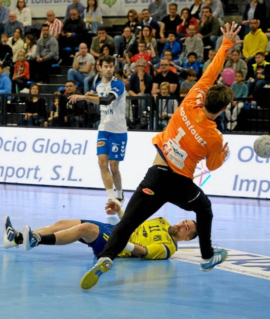 Rodríguez paró el último ataque bidasotarra.