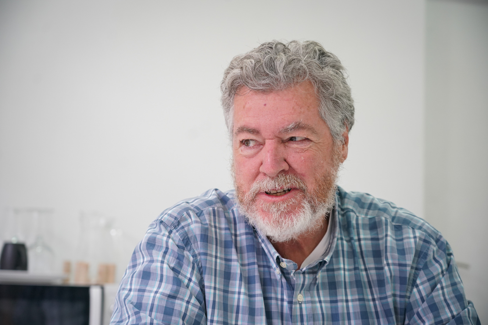 Juantxo López de Uralde durante la entrevista. (Endika PORTILLO/FOKU) Juantxo López de Uralde durante la entrevista. (Endika PORTILLO/FOKU)