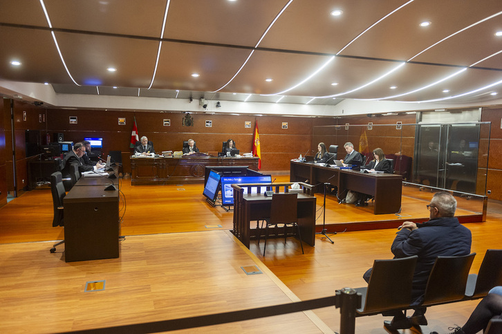 El juicio se viene desarrollando desde el pasado lunes, con la única presencia de José Nereo.