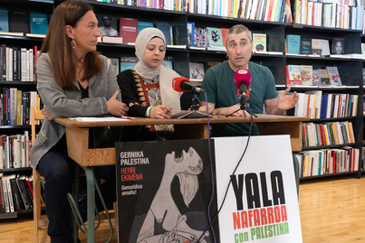 Isa Eguiguren y Ola Arafat, de Yala Nafarroa, e Ibon Meñika, de Gernika-Palestina.