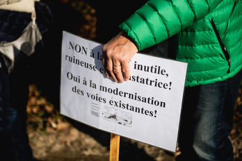 Le Cade milite pour la modernisation des lignes existantes face au Grand projet ferroviaire du Sud-Ouest. 