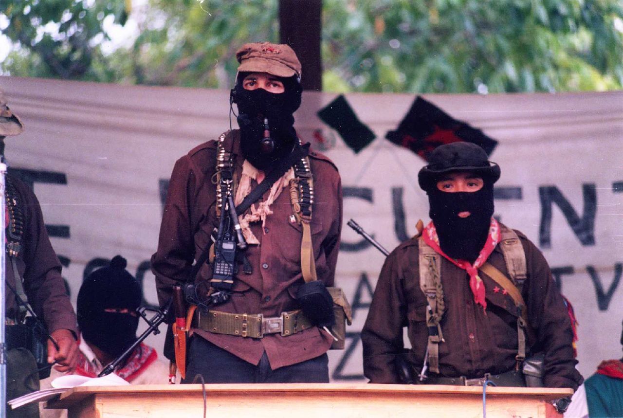 Acto del EZLN en Chiapas con el subcomandante Marcos. (César BOJÓRQUEZ I WIKIPEDIA)