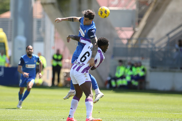 Amorebietak maila eman du, baina Garretaren kanporatzeak hegoak eman dizkio Valladolidi.