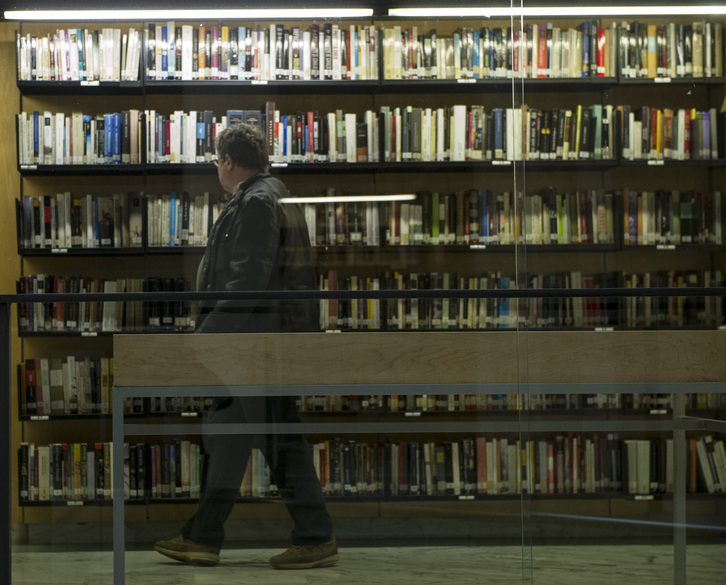 Liburutegi publikoek 40.000 erabiltzaile baino gehiago irabazi zituzten iaz. 