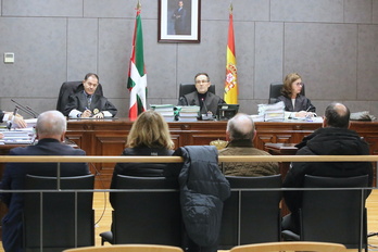 Las cuatro personas que fueron absueltas ante la Sala que los juzgó.