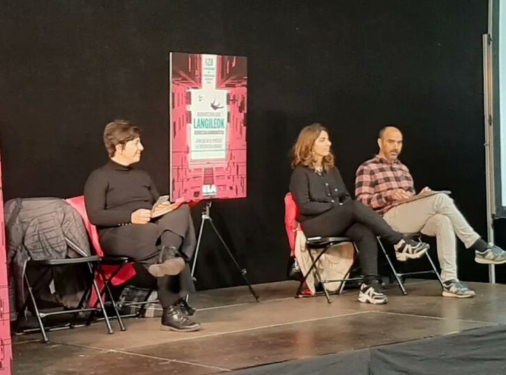 Un momento del acto celebrado en Iruñea por ELA con motivo del Día Internacional de la Salud Laboral.