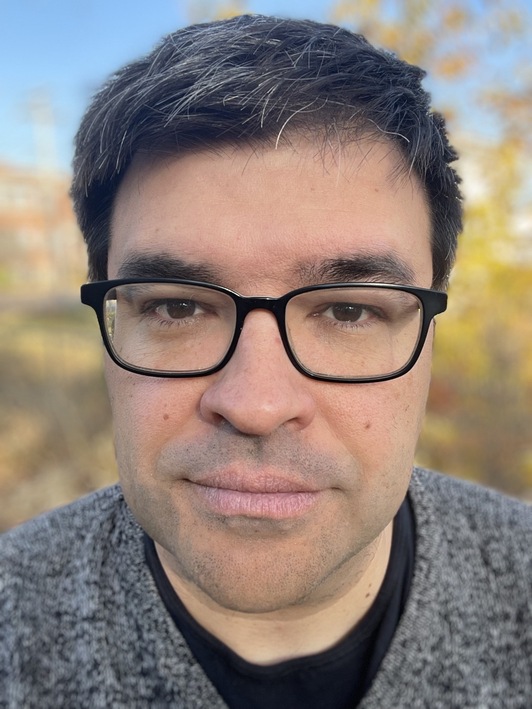 El politólogo Roger Senserrich, autor del libro «Por qué se rompió EEUU»