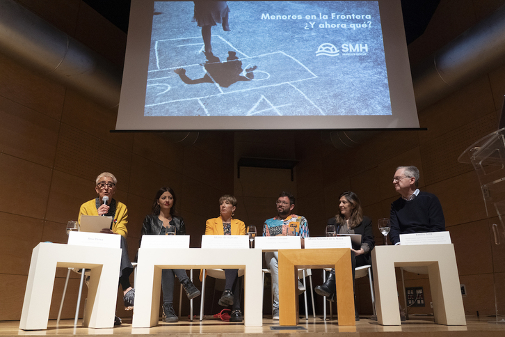 Mesa redonda celebrada en Itsasmuseoa de Bilbo.