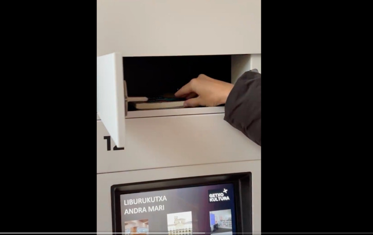 Irudian, ‘Liburukutxa’, liburuak jaso eta itzultzeko sistema berria
