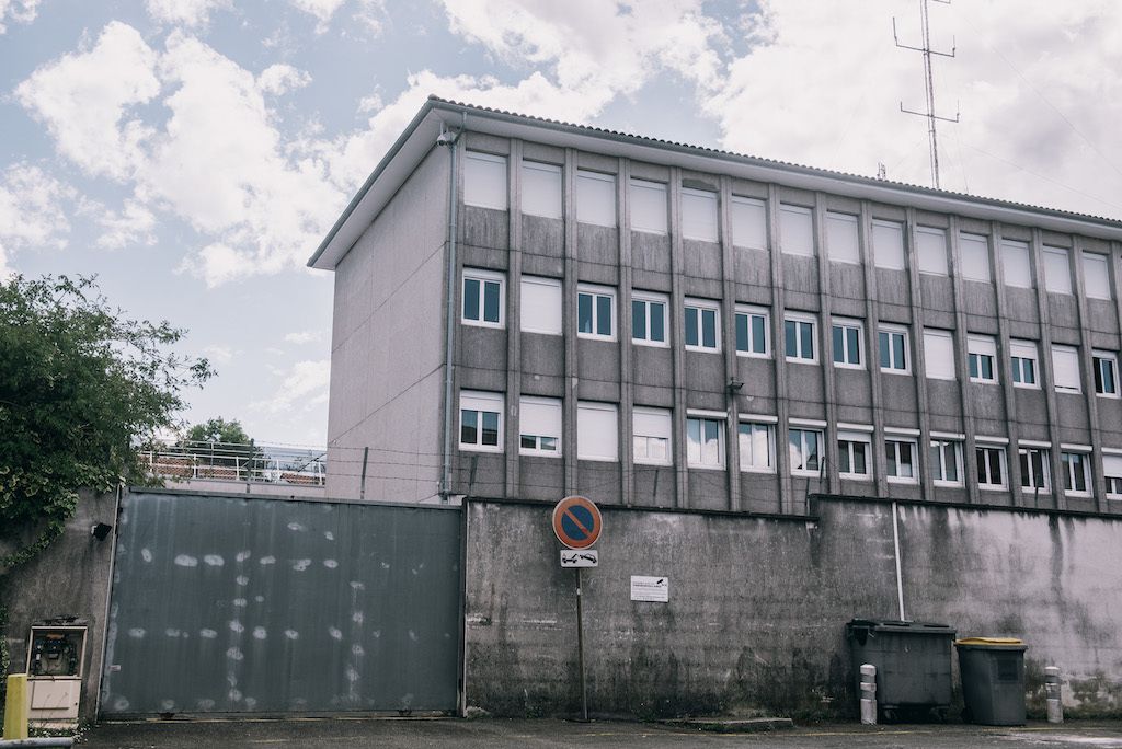 Centro de Retenci&oacute;n Administrativa (CRA) de Hendaia. Guillaume FAUVEAU