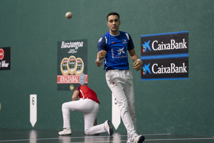 Javi Zabalak bere esku du finalerdietarako txartela.
