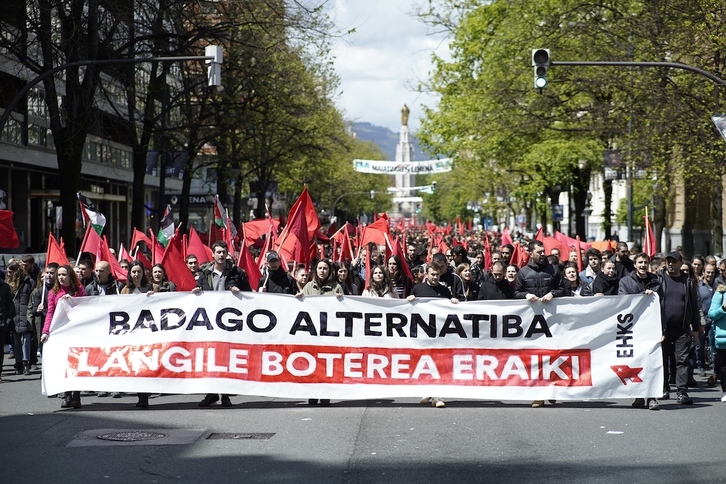Cabeza de la manifestación de EHKS con motivo del Primero de Mayo en Bilbo.