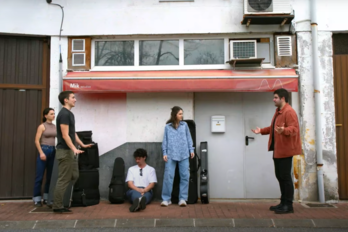 Mugan-alde-bereko-etsai