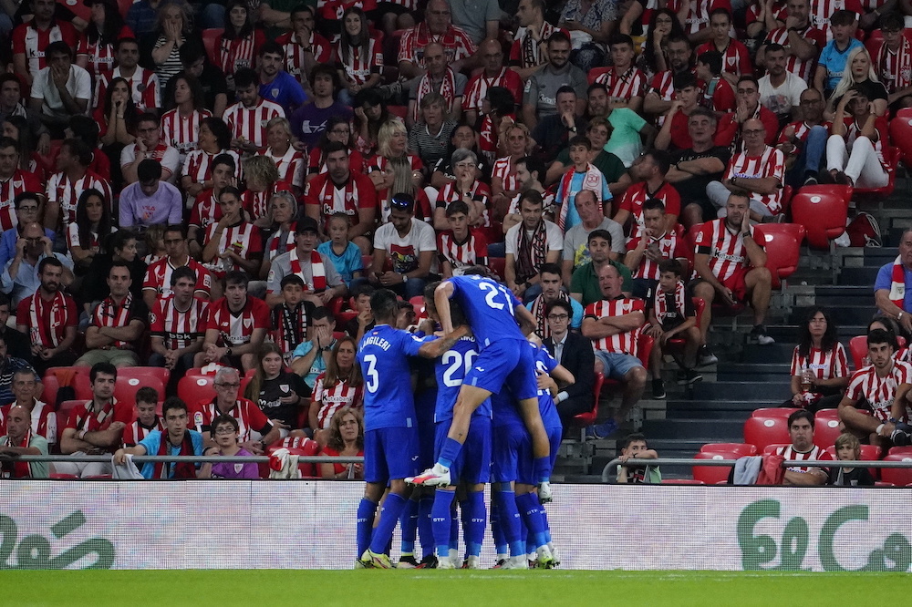 Los jugadores del Getafe celebran uno de los goles marcados en San Mamés en la primera vuelta. (Aritz LOIOLA / FOKU) Los jugadores del Getafe celebran uno de los goles marcados en San Mamés en la primera vuelta. (Aritz LOIOLA / FOKU)