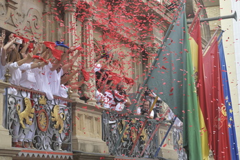 Un momento del txupinazo de las fiestas del año pasado.