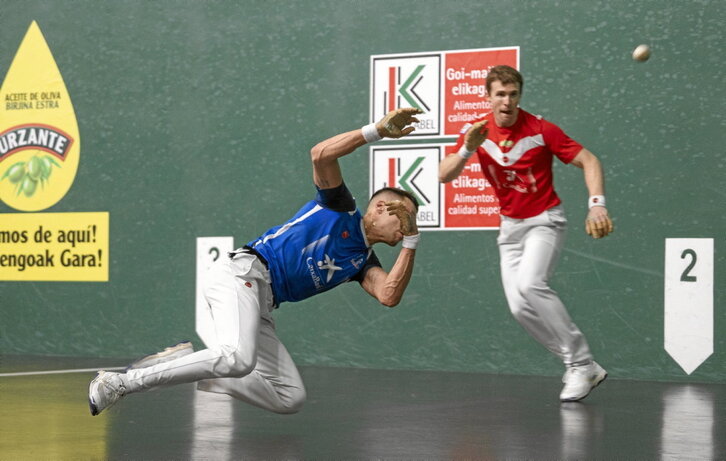 Iñaki Artolak, atzo, hankapean erabili zuen Javi Zabala partidan osoan, Labriten.