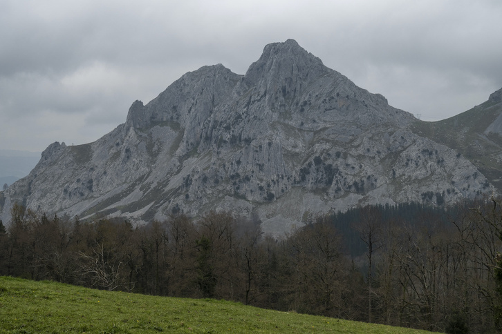 Zona habitual de escalada en Mañaria.