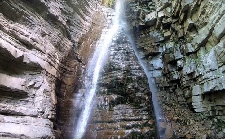 El vecino de Donostia falleció al hacer rápel en el barranco de Sía, en la imagen en una captura de vídeo.