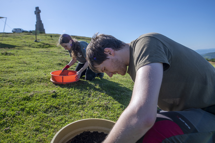 Trabajos de excavación en la zona de Saibigain.