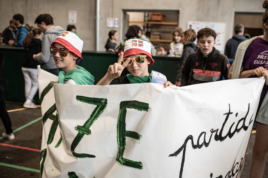 HERRI URRATS 2024 HERRI URRATS 2024