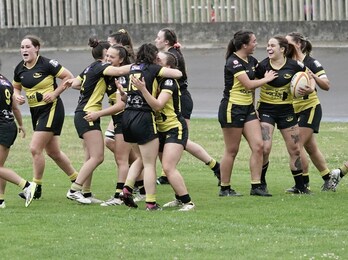 Getxoko jokalariak entsegu bat ospatzen Faduran.