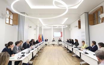 La lehendakari María Chivite presidió en noviembre de 2023 el Foro de la Industria, que agrupa al Gobierno, organizaciones empresariales y sindicatos y donde se anunció la elaboración de la Ley de Industria.