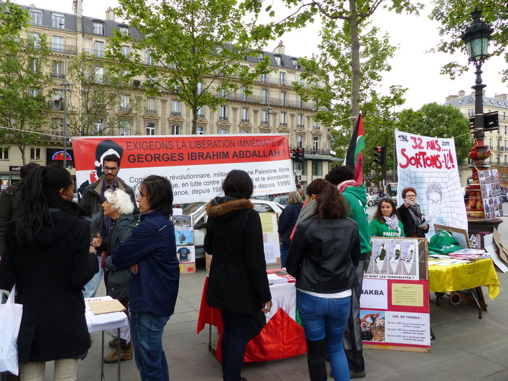 Parisko Errepublika Plazako elkarretaratzea, Georges Ibrahim Abdallah aske uzteko eskatuz, 2016ko maiatzean.