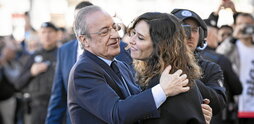 Florentino Pérez e Isabel Díaz Ayuso, durante un acto reciente en Madrid.