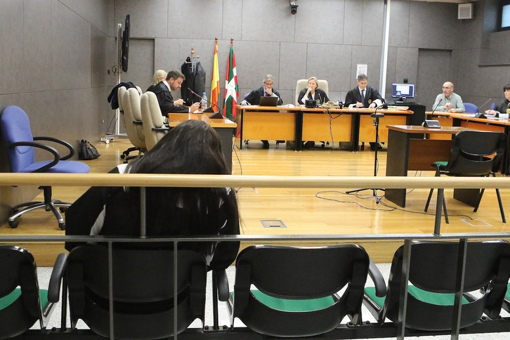 La mujer juzgada por el robo del bebé, en el juicio.