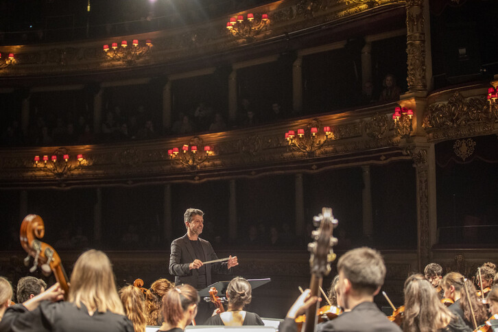 Euskal Herriko Gazte Orkestran, 25 urtekoa da adin muga.