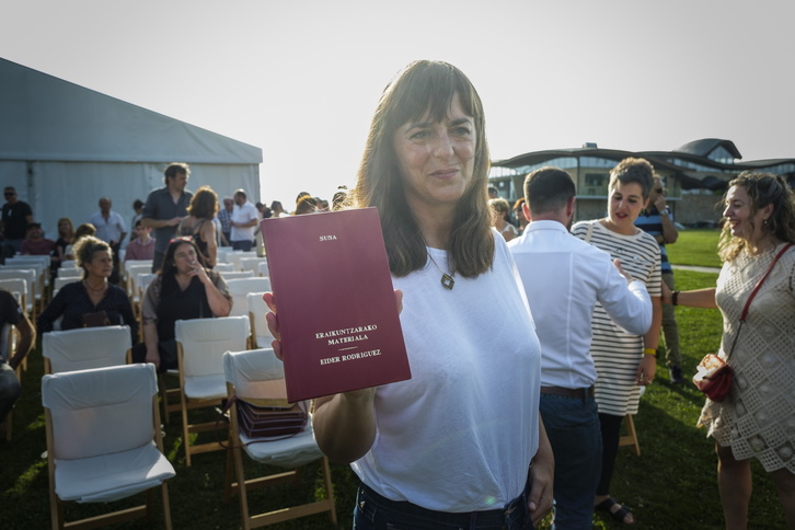 Eider Rodriguez, 111 Akademiaren saria jaso zuen egunean.