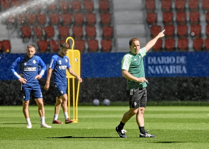 Arrasate quiere romper su racha ante el Atlético.