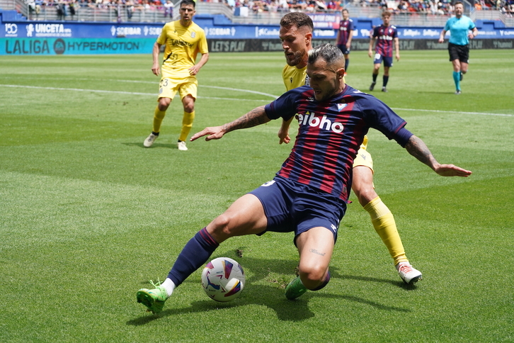 Stoichkov ha marcado su undécima diana del curso, que le ha dado tres puntos muy importantes al Eibar.