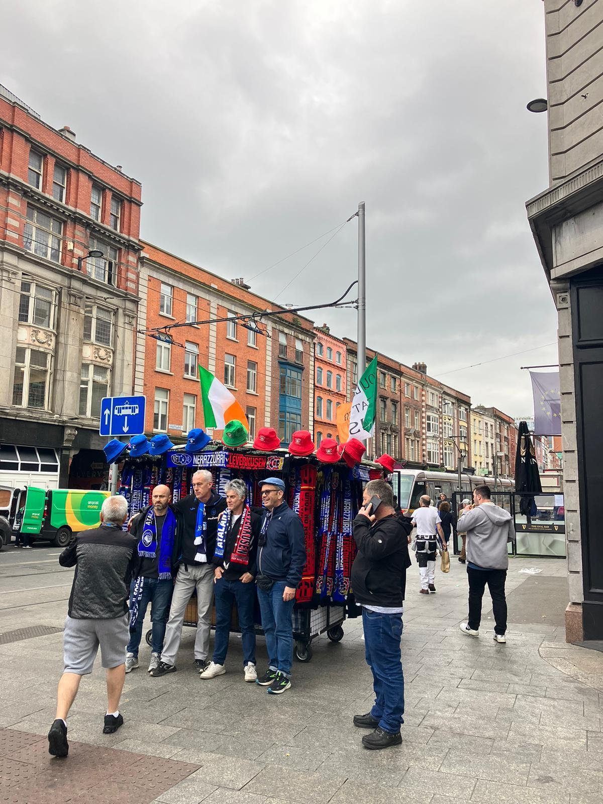 Atalantako zale batzuk, Dublineko kaleetan. (Maria ESTEVEZ)