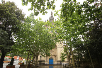 Bajo la Basílica de Begoña podría hallarse una civitas romana y un poblado prerromano.